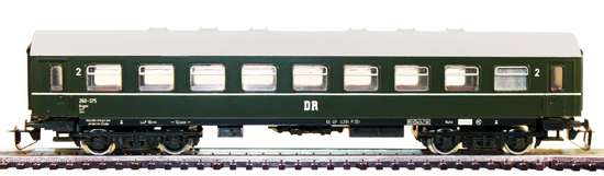 13640 Reko-Reisezugwagen B4gwl-64 der DR