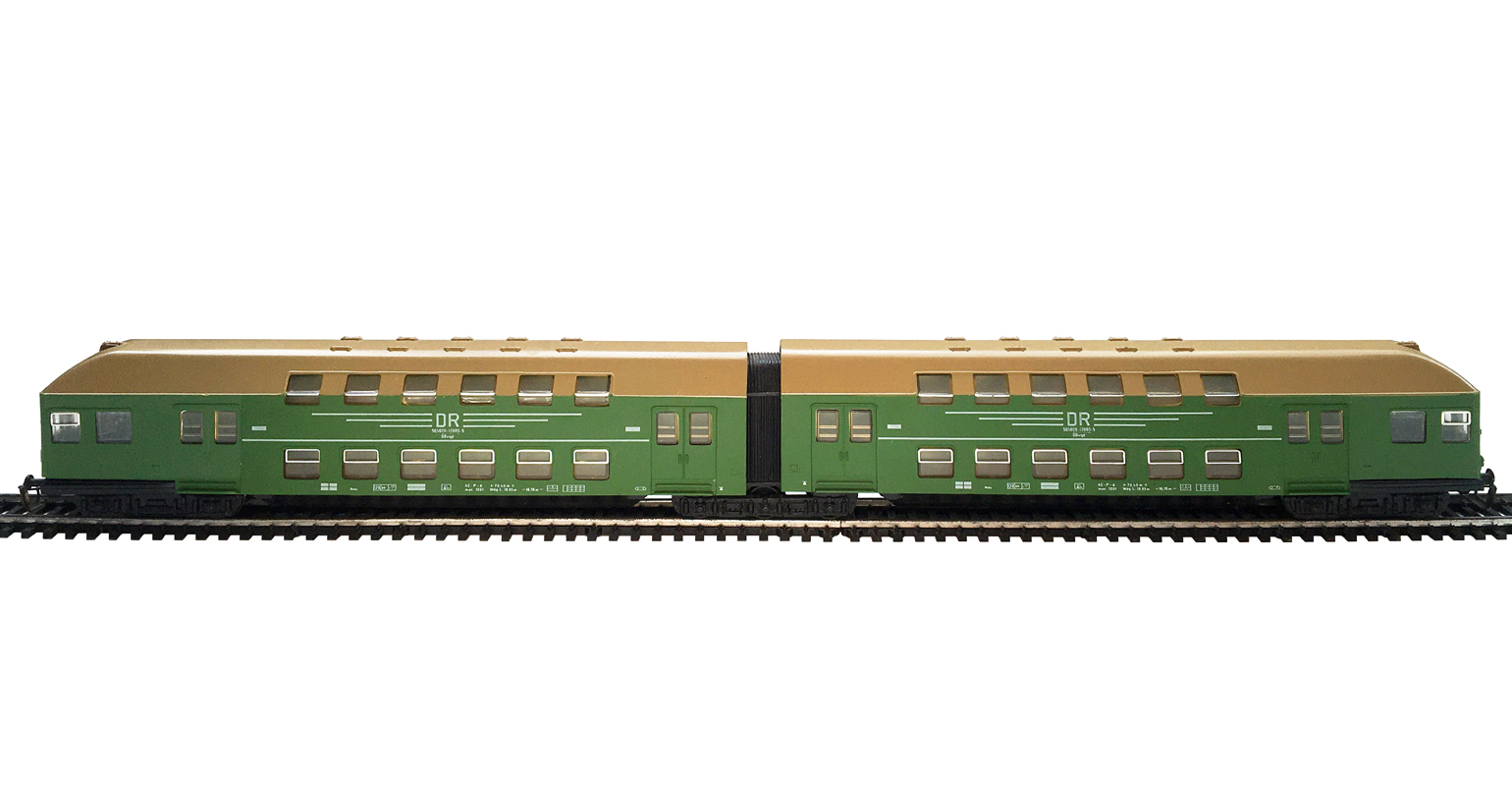 03733 2-teilige Doppelstockeinheit DBze 50 50 26-12 085-5 DR/IV