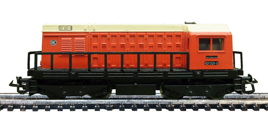 02620 Diesellokomotive BR 107 -001-0  DR/IV