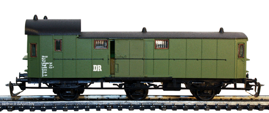 03450 Gepäckwagen Pw3Pr02 DR/III 720-321